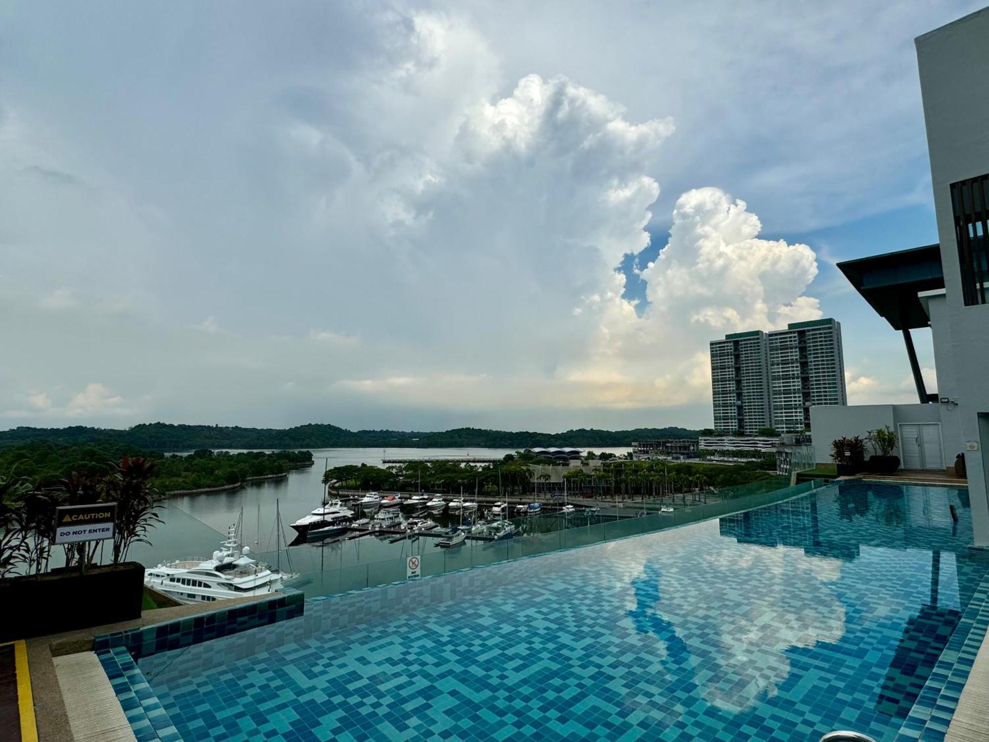 Puteri Harbour 3Br - A Million Dollar View - 7 Mins To Legoland Apartment Nusajaya  Luaran gambar